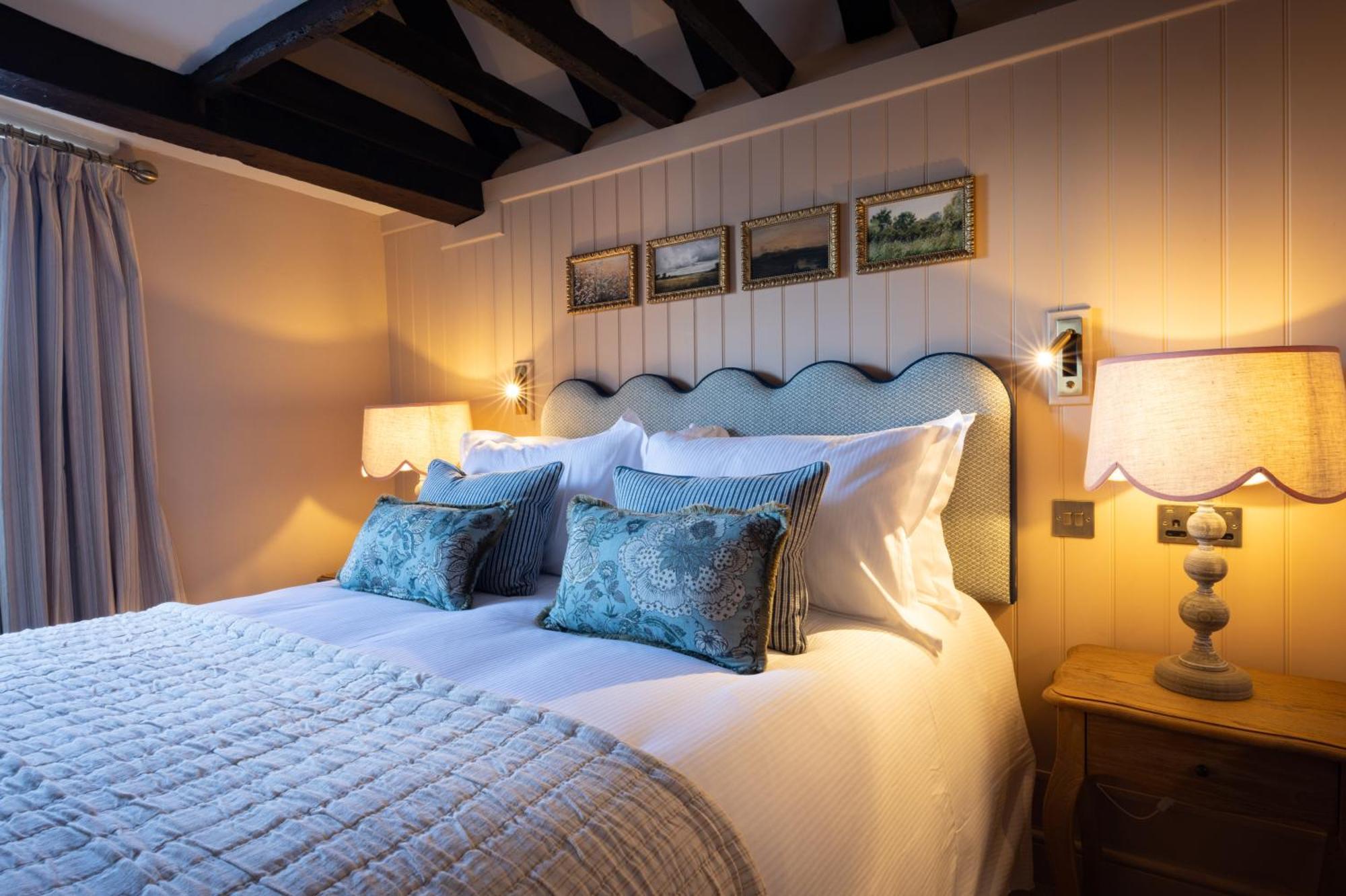 The White Hart - A Heartwood Inn Lewes Exterior photo
